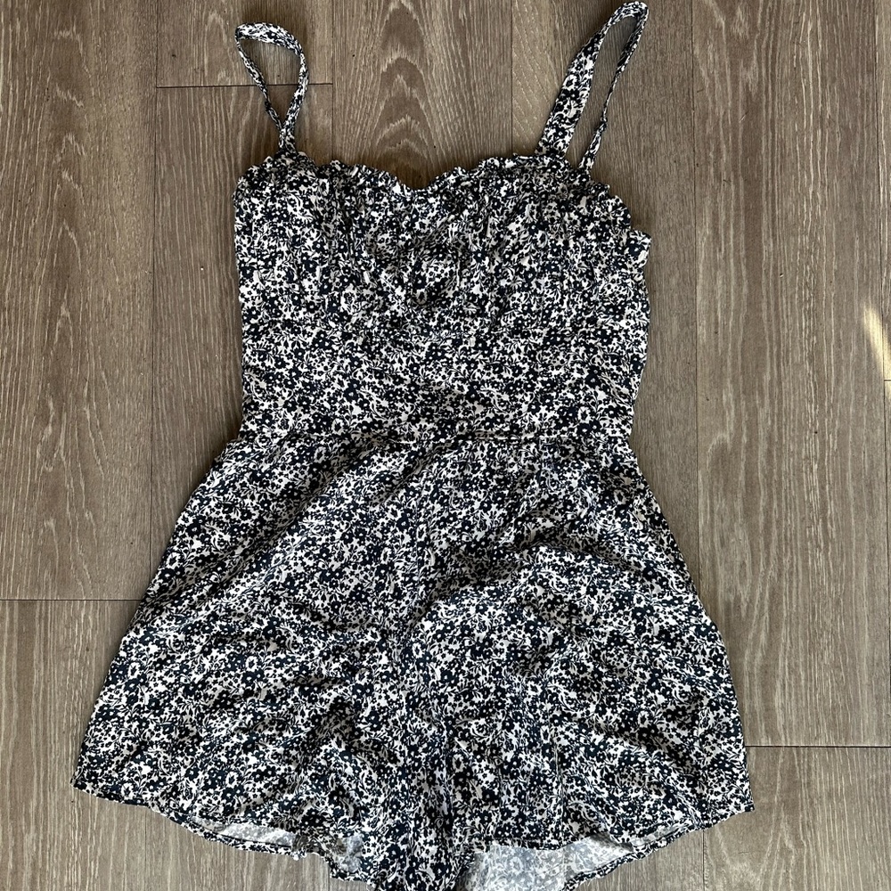 Altar’d State Patterned Romper Size Small - image 1